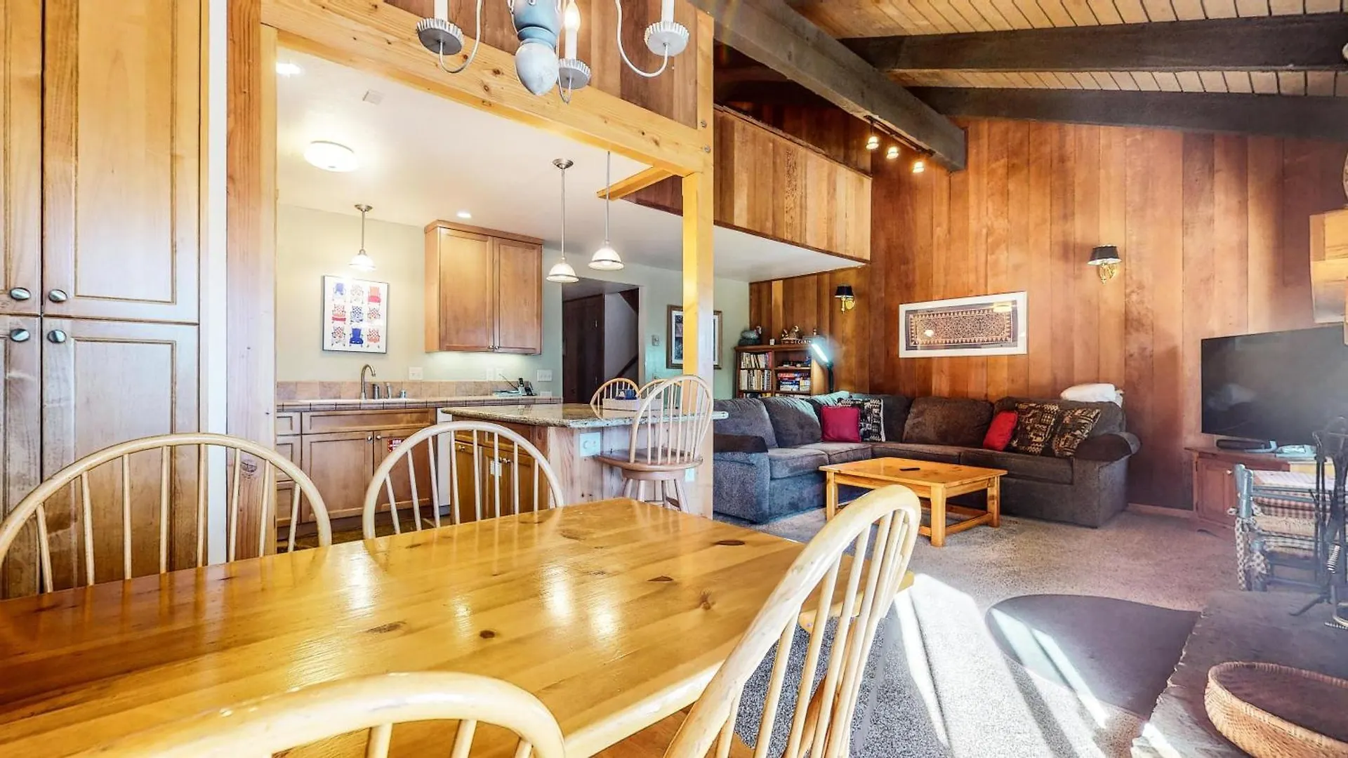 Apartment Discover 4 Mammoth Lakes