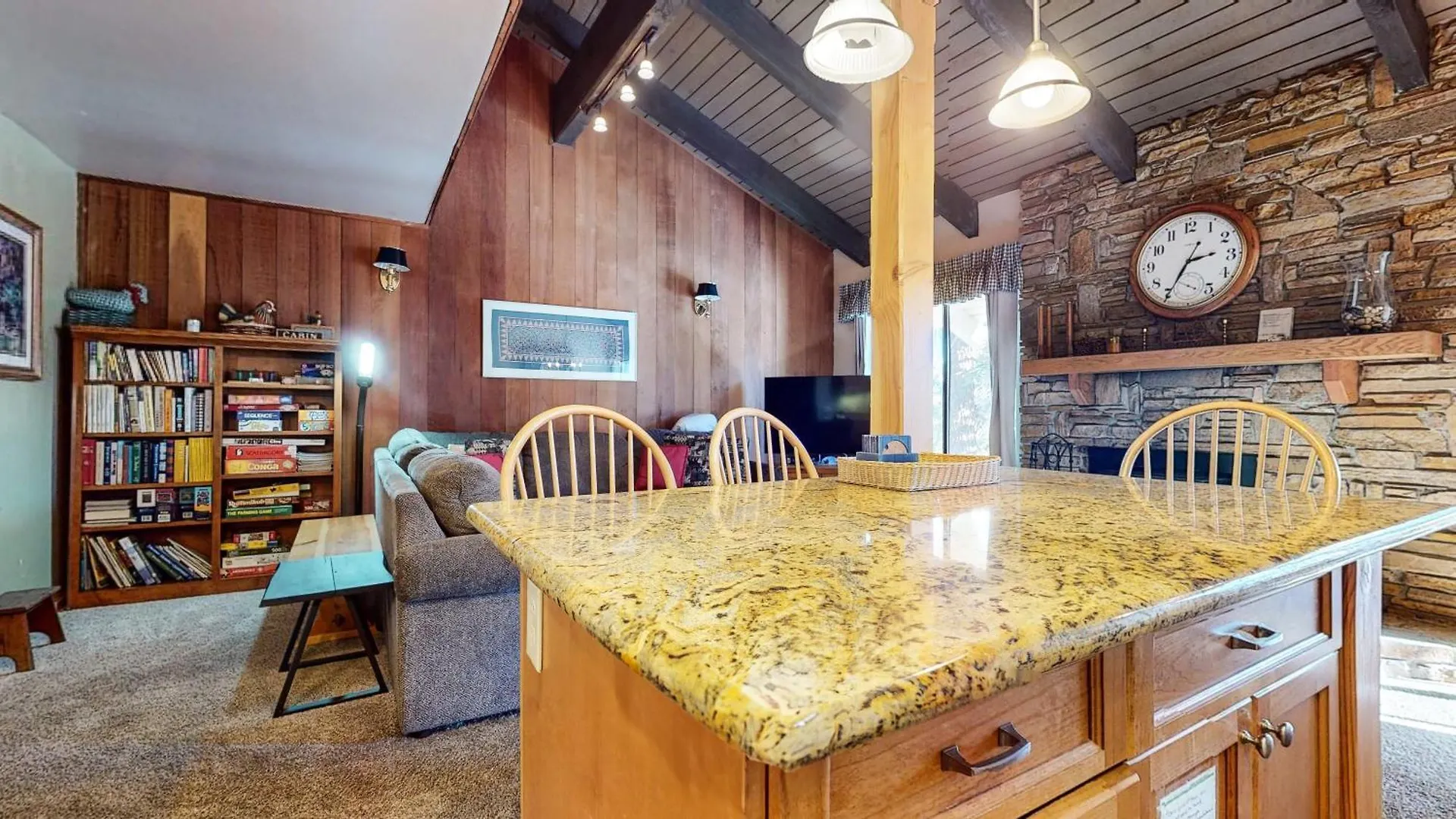 Discover 4 Mammoth Lakes United States